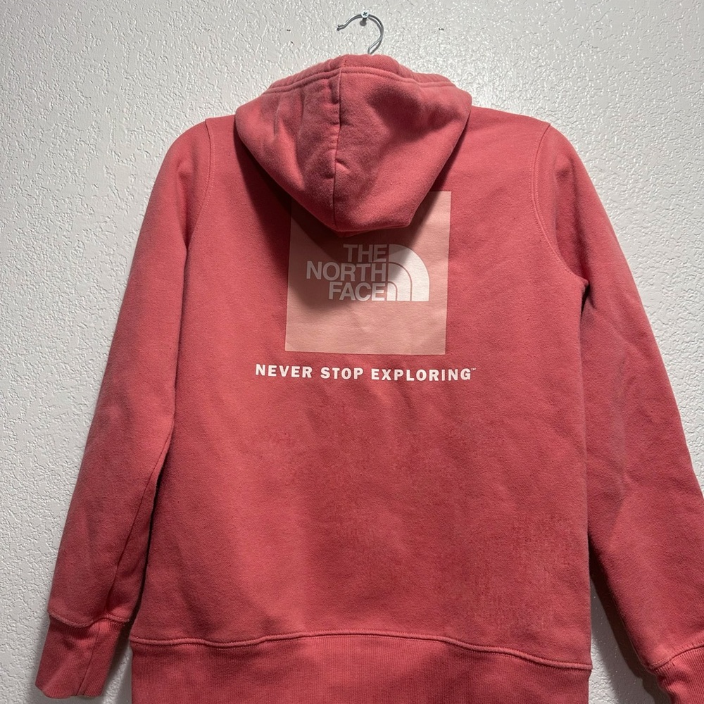 The North Face Women's Warm Red Hoodie - Picture 5 of 7